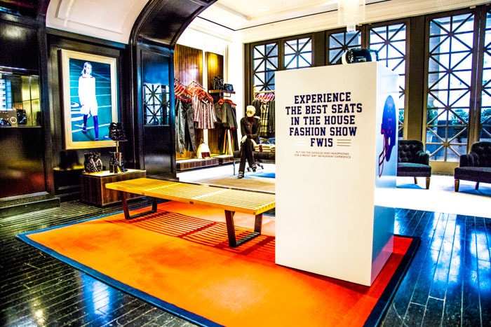 Tommy Hilfiger puts Virtual Reality front row in-store Tommy Hilfiger puts Virtual Reality front row in-store