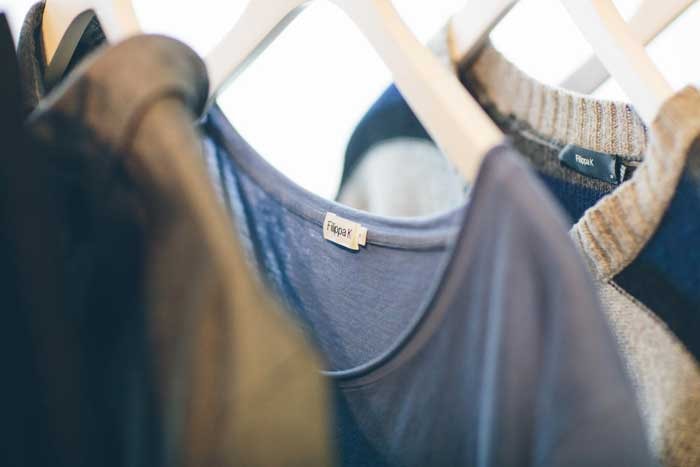 (Re)defining sustainability within the fashion industry (Re)defining sustainability within the fashion industry