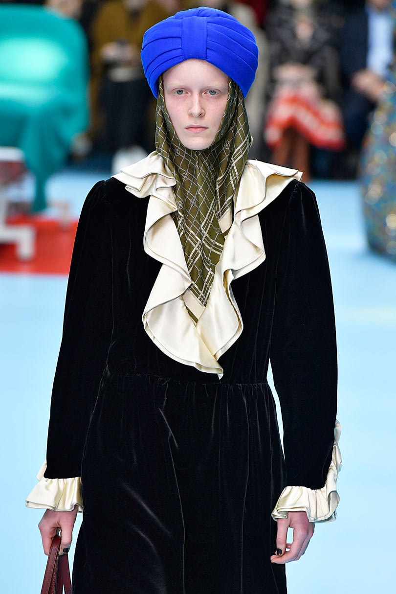 Darling, you look divine! Religion on the runway Darling, you look divine! Religion on the runway