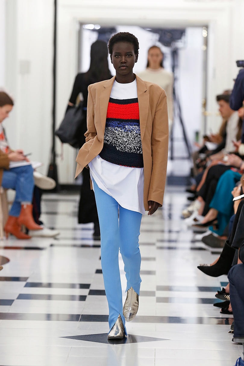 Victoria Beckham celebrates first decade at LFW Victoria Beckham celebrates first decade at LFW