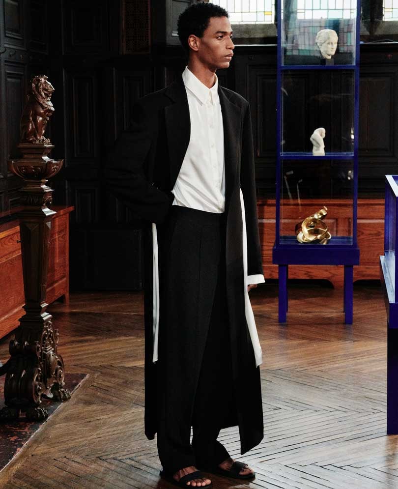 Moon Choi blurs the boundaries of feminine and masculine at NYFW Moon Choi blurs the boundaries of feminine and masculine at NYFW