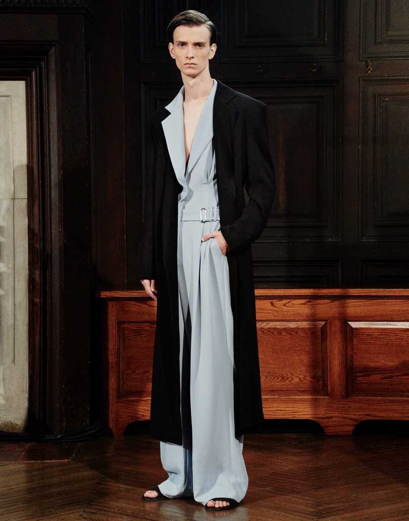 Moon Choi blurs the boundaries of feminine and masculine at NYFW Moon Choi blurs the boundaries of feminine and masculine at NYFW