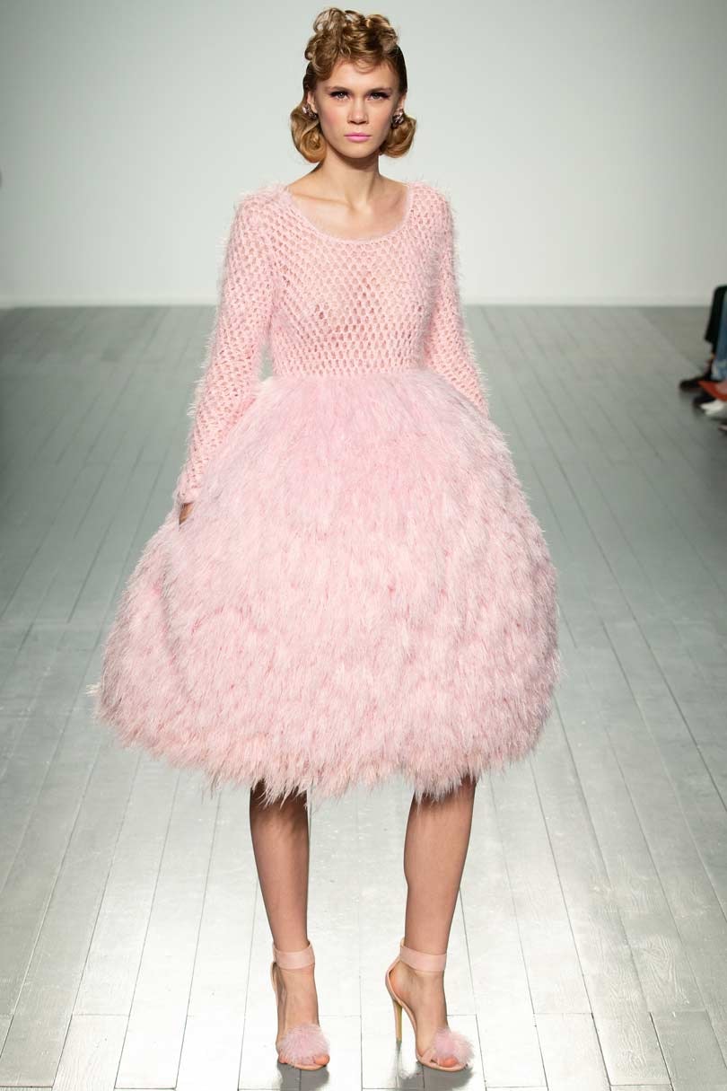LFW: Mark Fast brings back Old Hollywood glamour LFW: Mark Fast brings back Old Hollywood glamour
