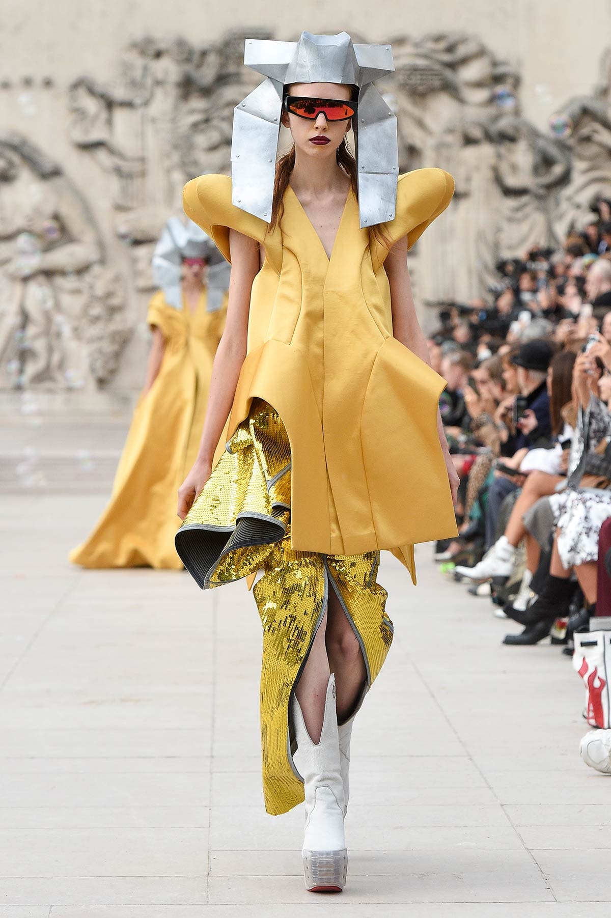 Fashion week gets political: Galliano takes a stand against fascism Fashion week gets political: Galliano takes a stand against fascism