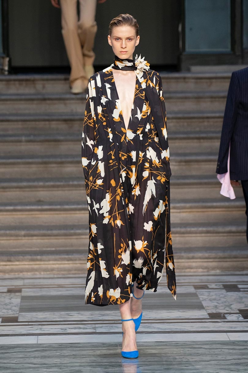 Dresses flow for Beckham, billow for Goddard: London fashion trends Dresses flow for Beckham, billow for Goddard: London fashion trends