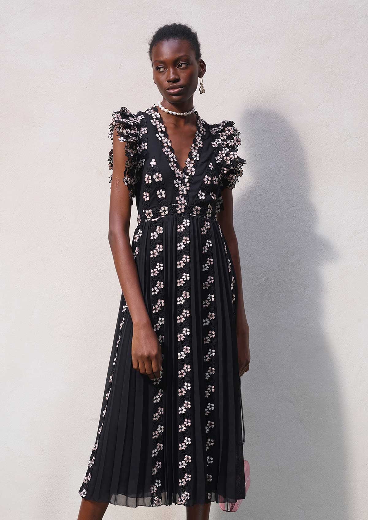 In pictures: H&M x Giambattista Valli In pictures: H&M x Giambattista Valli
