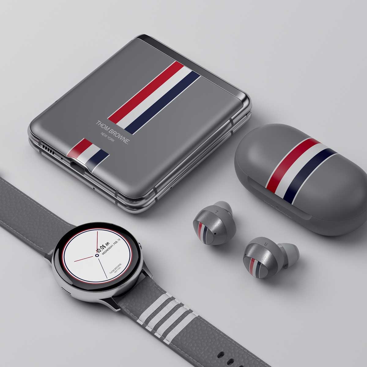 Samsung debuts Thom Browne collaboration at NYFW Samsung debuts Thom Browne collaboration at NYFW