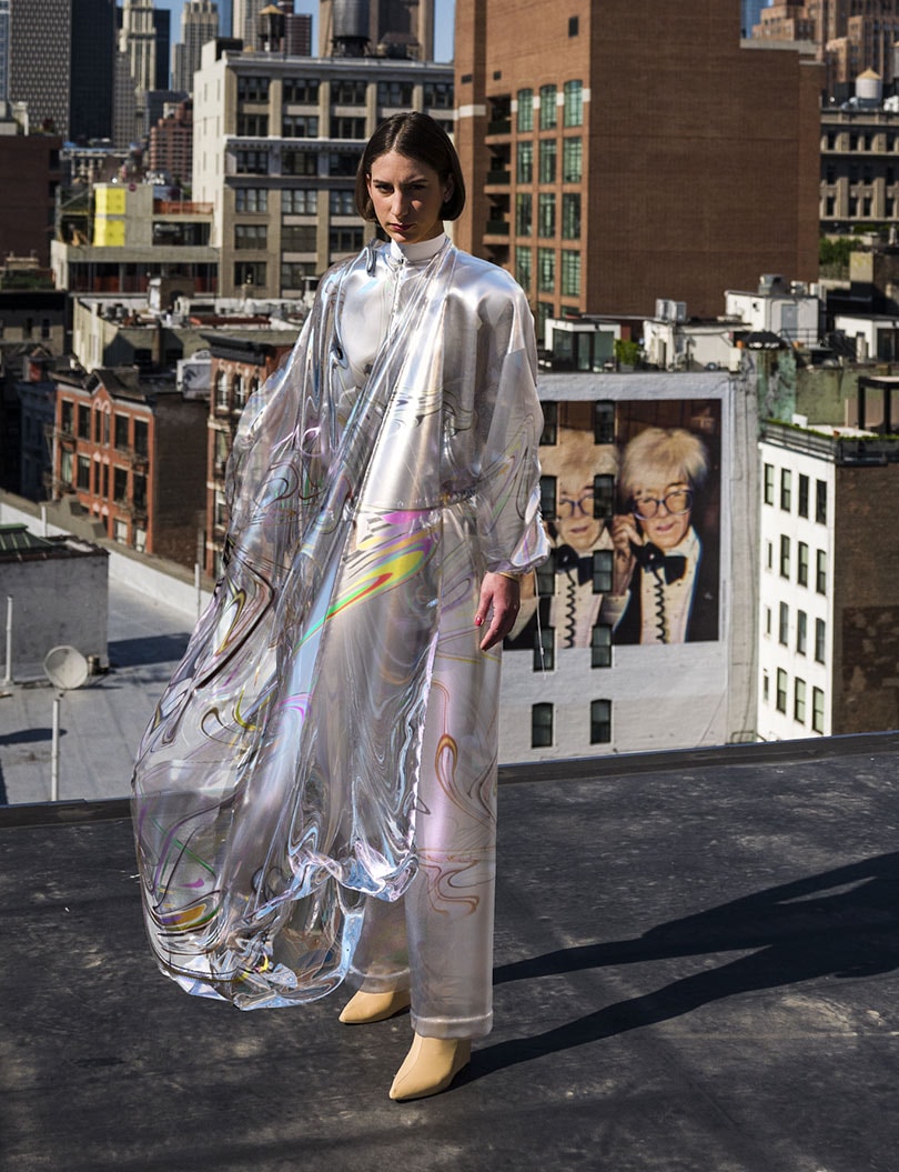 Catwalks, trade fairs and fitting rooms: How the fashion industry is going digital Catwalks, trade fairs and fitting rooms: How the fashion industry is going digital