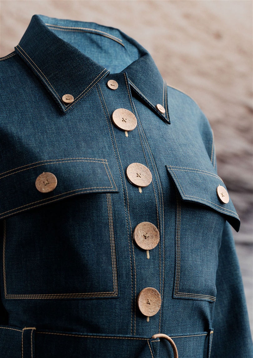 Catwalks, trade fairs and fitting rooms: How the fashion industry is going digital Catwalks, trade fairs and fitting rooms: How the fashion industry is going digital